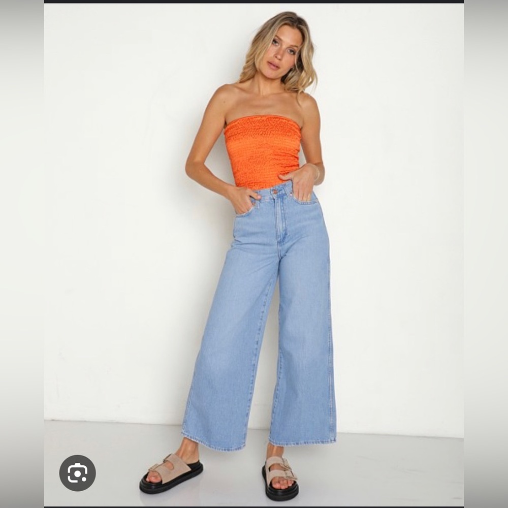 WRANGLER WORLDWIDE 661 - High Rise Wide Leg Jeans - Light wash (sold out color)